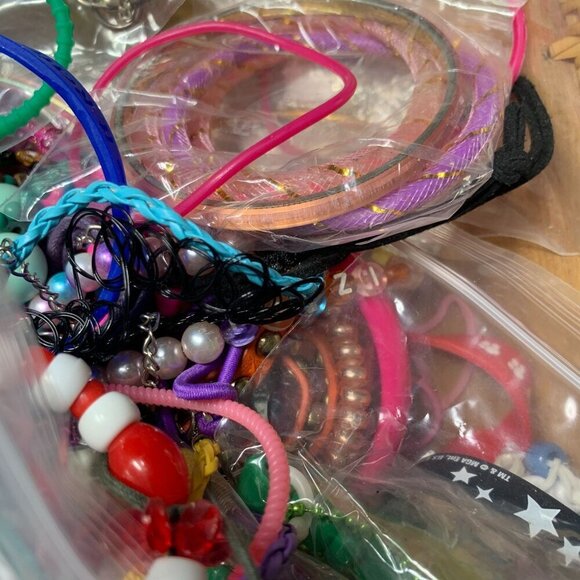 2 LB Bulk Lot of Kidcore Children’s Jewelry – Fun, Rainbow Colorful, & Playful! - Picture 4 of 10